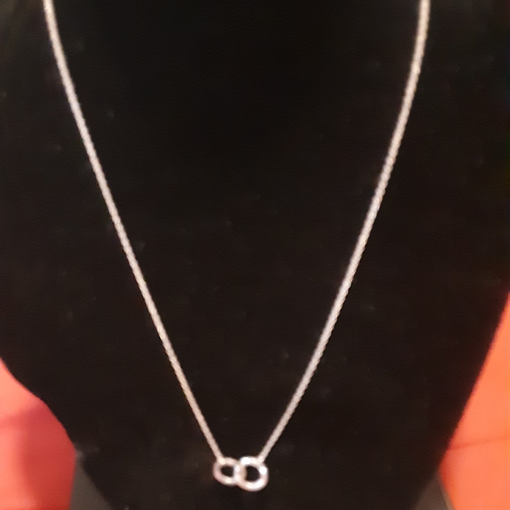 Sterling Silver Mini Interlocked Circle Necklace - image 3